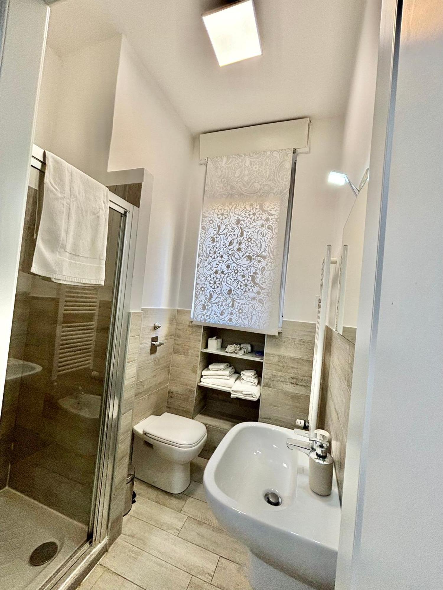 Joy House -Central City Near Metro Arco Della Pace Brera-Entire Apartment Perfect For Work & Play, Nightlife With Ac & Fast Wifi Welcome To The Cool Joy House! Milán Exterior foto